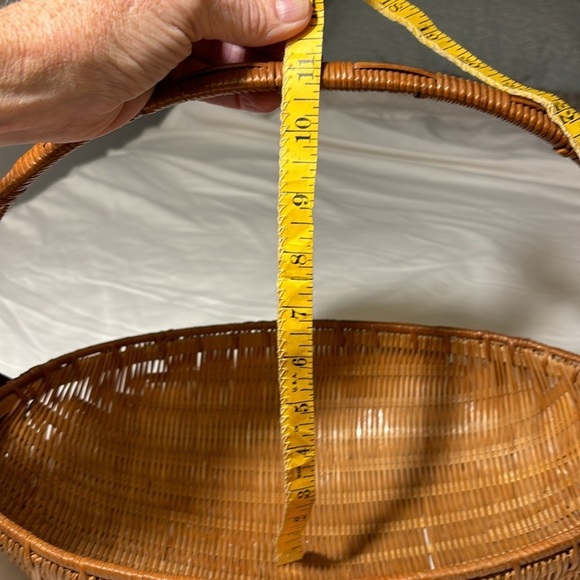 Vintage Oval Handled Gathering Storage Basket Hand Woven~Boho~14" x9"x11" High - Picture 4 of 11